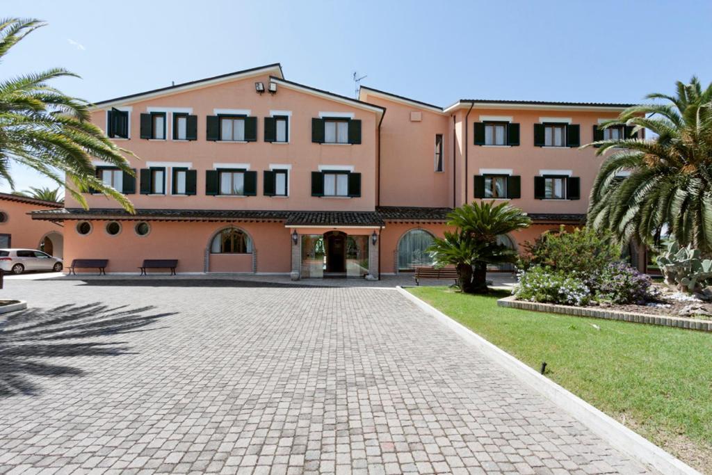 Villa Luigi Hotel & Restaurant Nuova Gestione Villa Rosa Di Martinsicuro Экстерьер фото