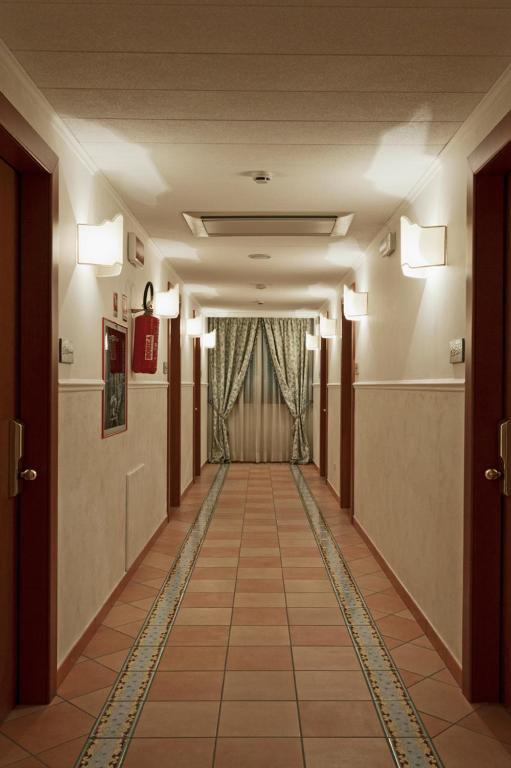 Villa Luigi Hotel & Restaurant Nuova Gestione Villa Rosa Di Martinsicuro Экстерьер фото