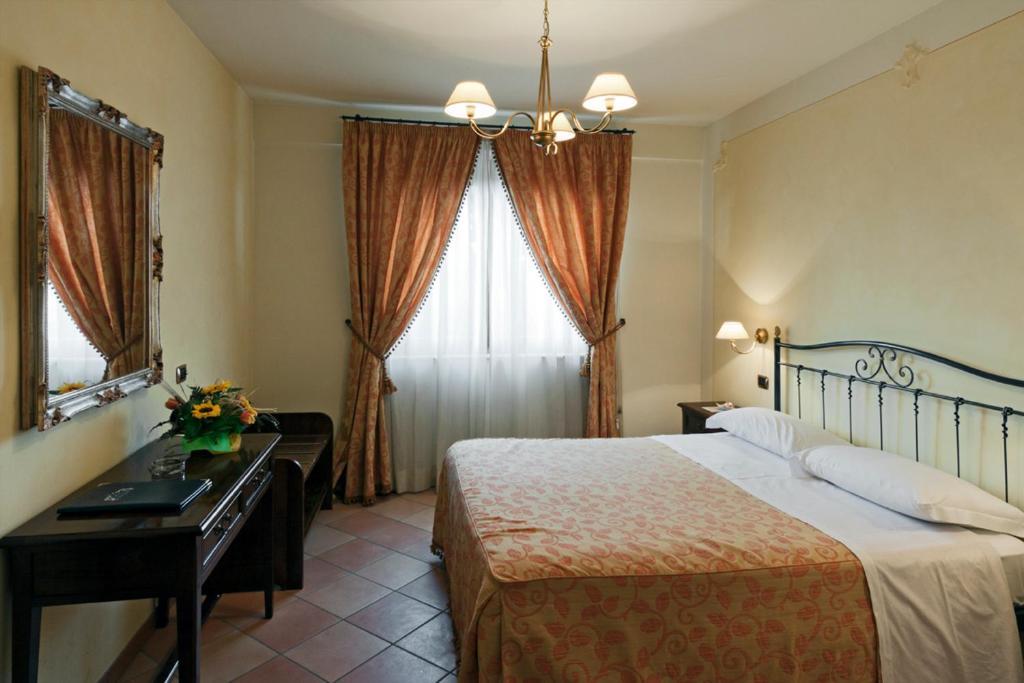 Villa Luigi Hotel & Restaurant Nuova Gestione Villa Rosa Di Martinsicuro Номер фото