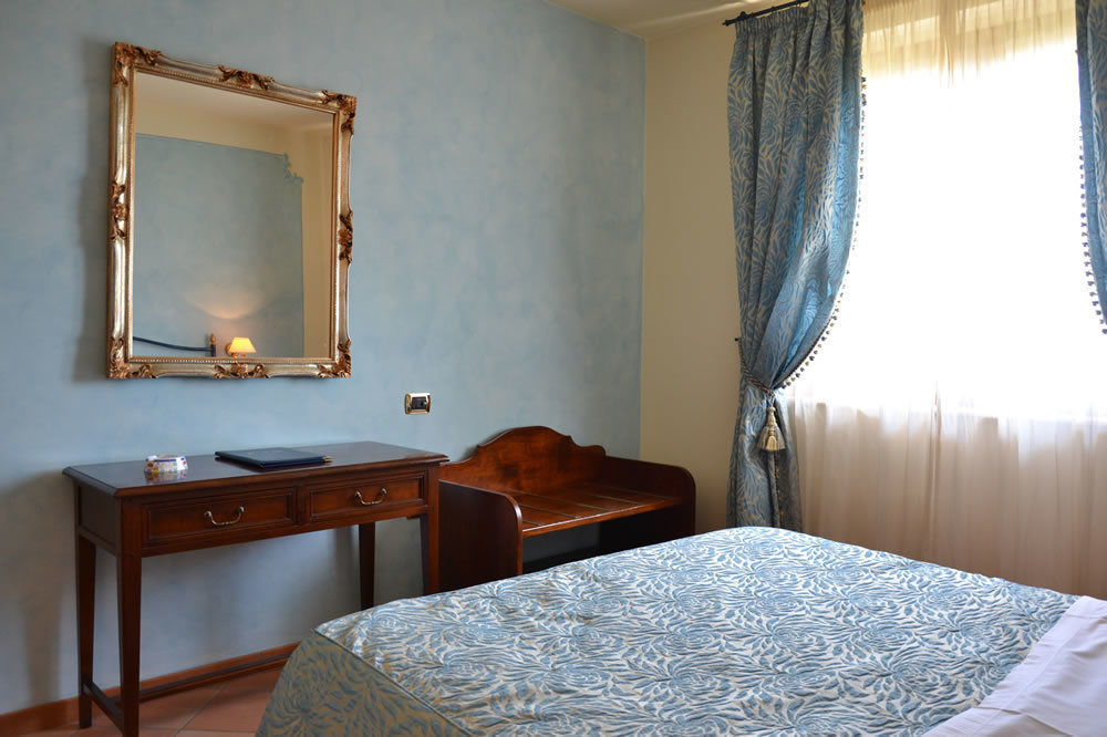 Villa Luigi Hotel & Restaurant Nuova Gestione Villa Rosa Di Martinsicuro Экстерьер фото