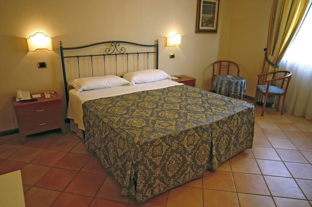 Villa Luigi Hotel & Restaurant Nuova Gestione Villa Rosa Di Martinsicuro Экстерьер фото