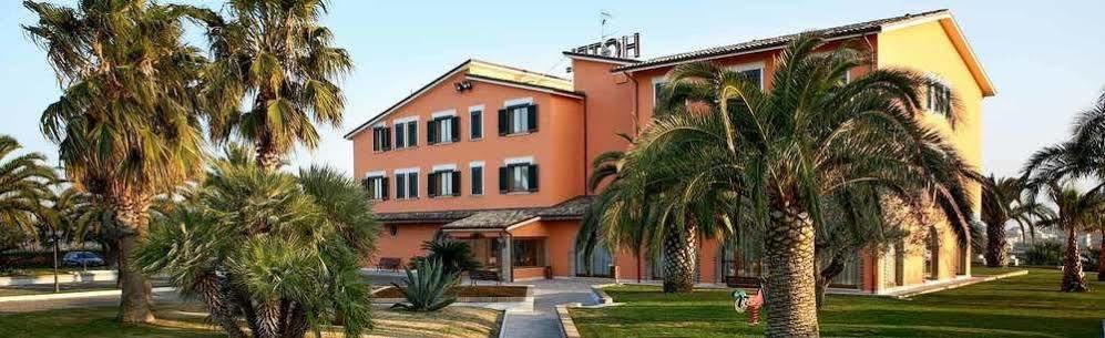 Villa Luigi Hotel & Restaurant Nuova Gestione Villa Rosa Di Martinsicuro Экстерьер фото