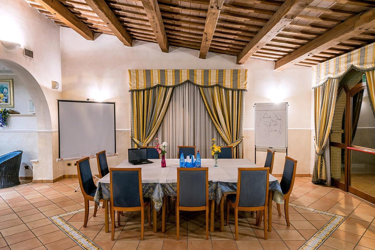 Villa Luigi Hotel & Restaurant Nuova Gestione Villa Rosa Di Martinsicuro Экстерьер фото